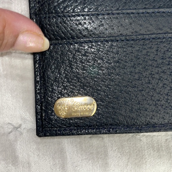 COPY - Authentic preloved Gucci wallet excellent condition navy blue. - Picture 7 of 14